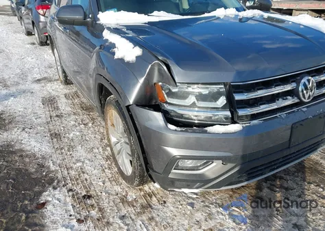 2019 Volkswagen Atlas 3.6L V6 Sel z USA, uszkodzony, nr VIN 1V2MR2CAXKC613525